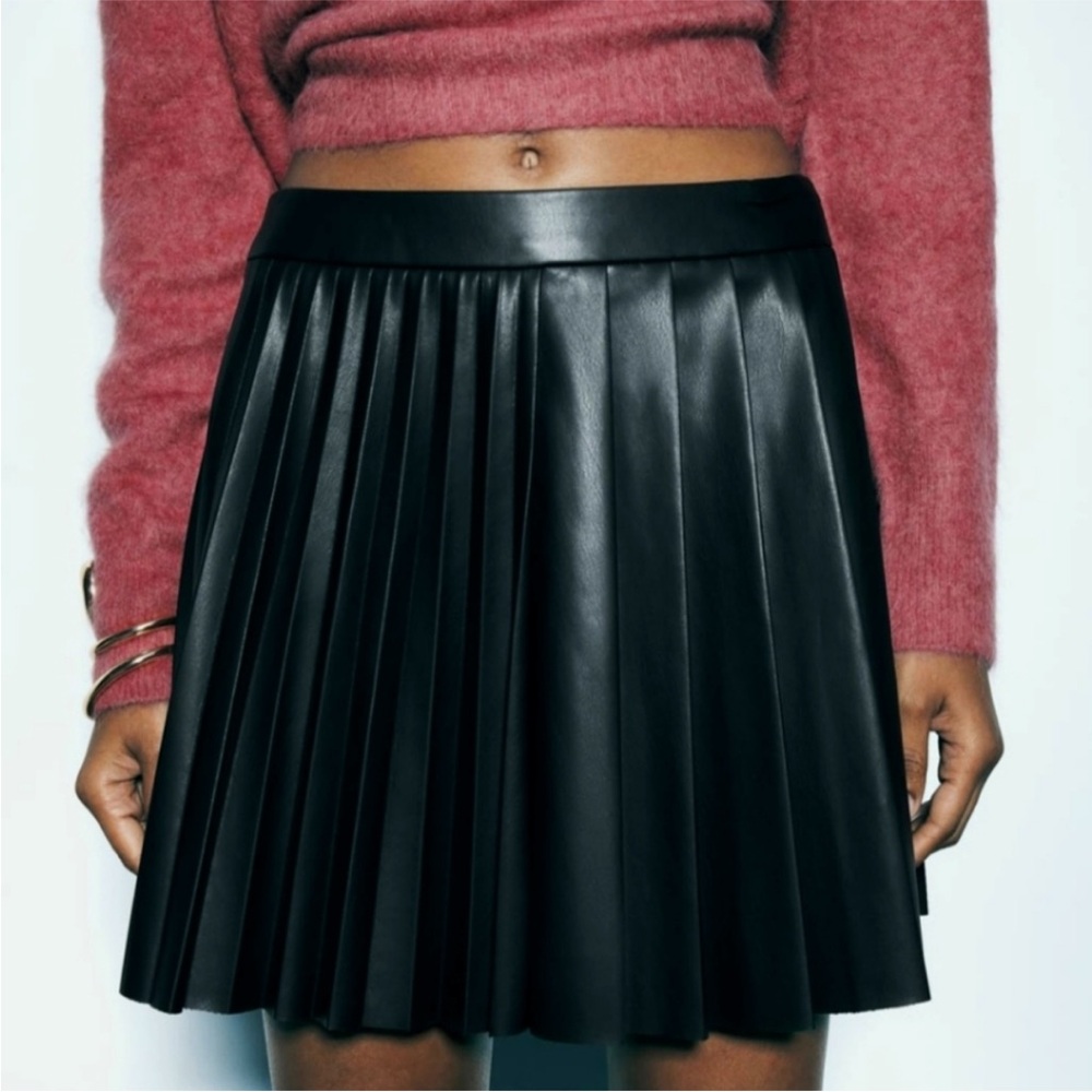 Zara faux leather black pleated mini skirt XS